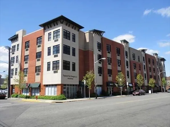 9252 Kennedy Blvd APT 201, North Bergen, NJ 07047