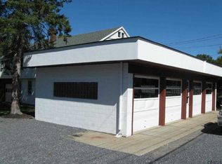 605 Saratoga Rd, Schenectady, NY 12302