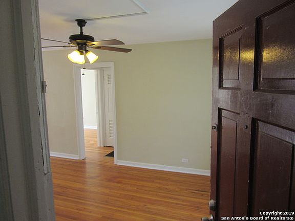 4th image of 1020 Kampmann Blvd APT 1