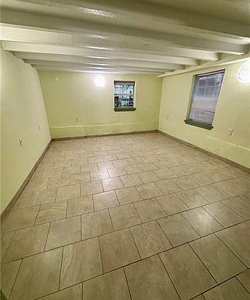 4th image of 1511 Broadway St #B