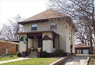 5th image of 9318 S Longwood Dr