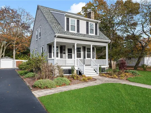 223 Church Ave, Warwick, RI 02889