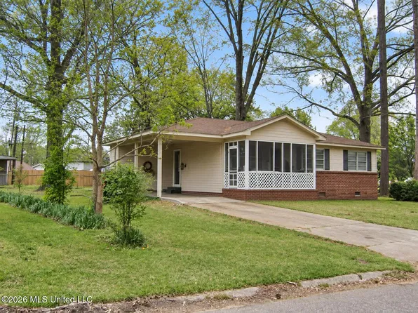 302 Lionel Rd, Pearl, MS 39208