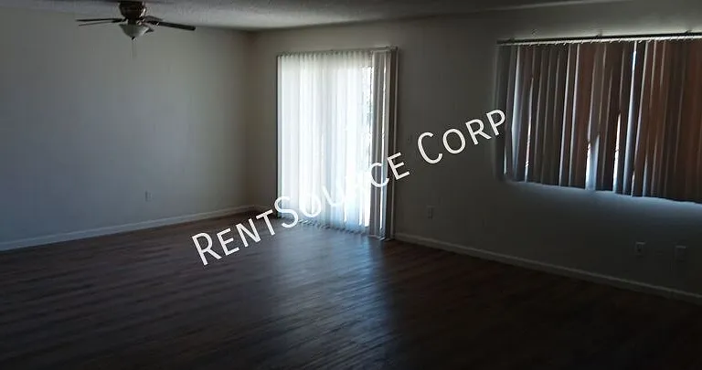 1131 Barstow Rd #B — Photo 18