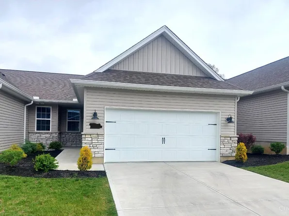 5074 Garden Grove Ln, Delhi Township, OH 45238