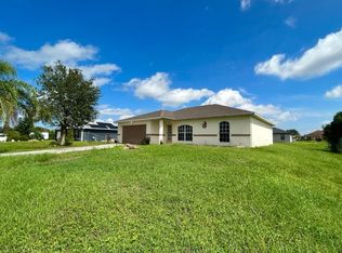 1018 Chaplin Ave, Lehigh Acres, FL 33971