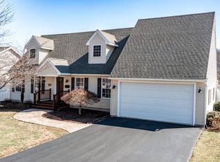 1005 Clifton Dr, Bloomsburg, PA 17815