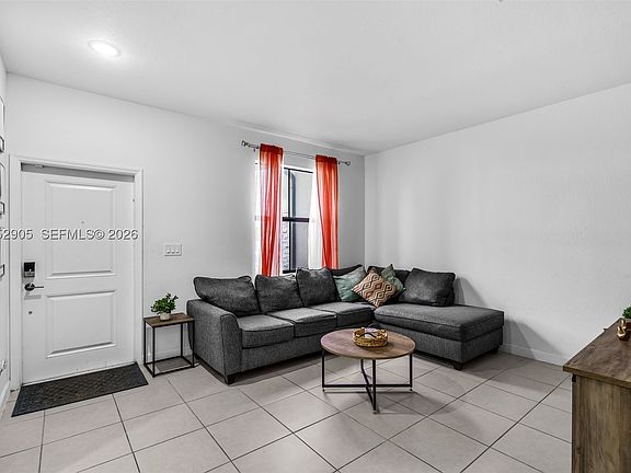 5th image of 13228 SW 286th St