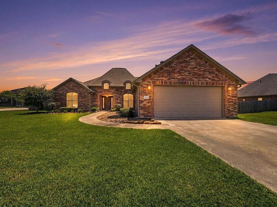 1st image of 265 Stephanie Dr