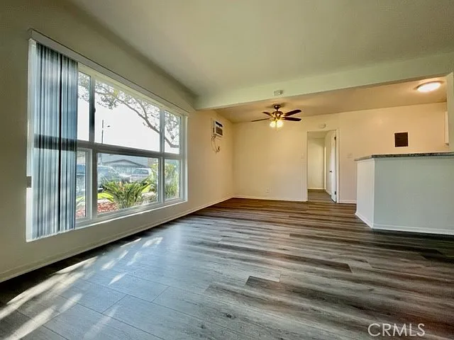 1811 W Sallie Ln #4 — Photo 17