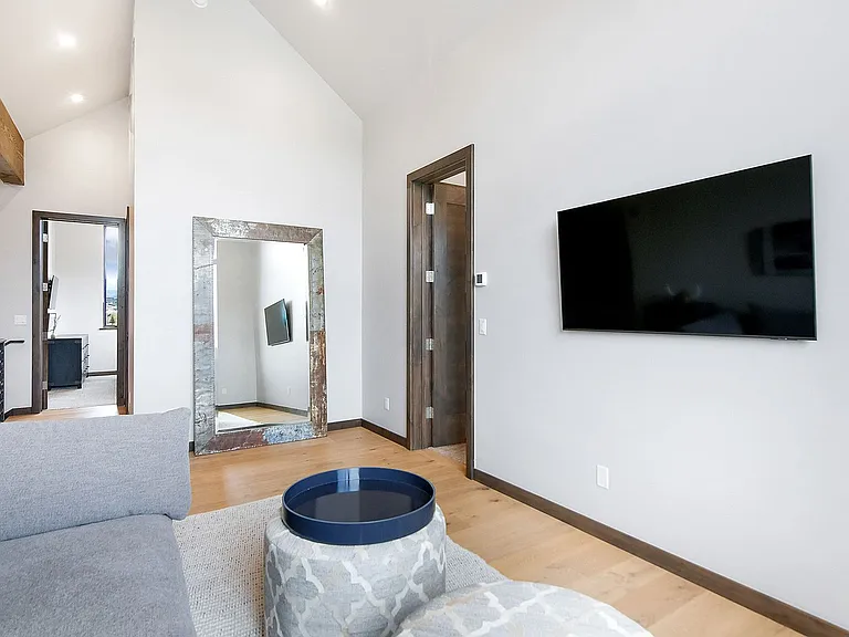 140 Monitor Dr — Photo 35