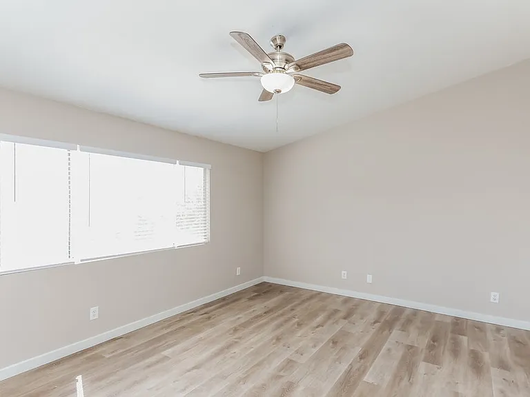 111 Willow Dove Ave — Photo 10