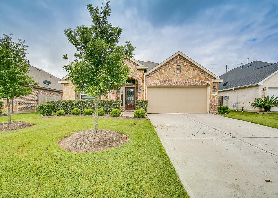 1st image of 6510 Point Hollow Ln