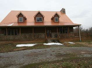 1129 County Road 1600 N, Carmi, IL 62821