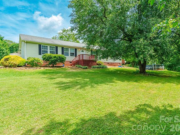 3rd image of 1828 Pine Hollow Pl