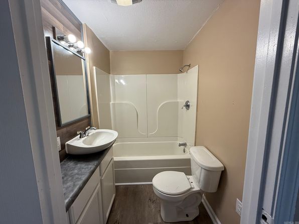 402 S 14th Ave, Paragould, AR 72450