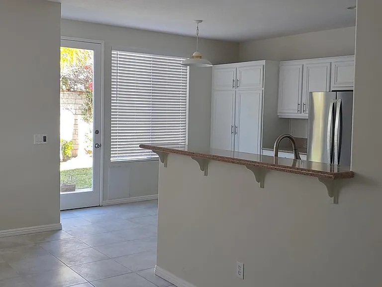7839 W Manchester Ave — Photo 10