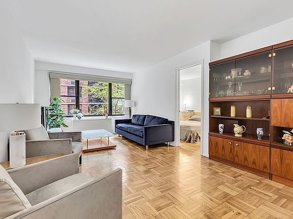 3rd image of 505 E 79th St APT 3E