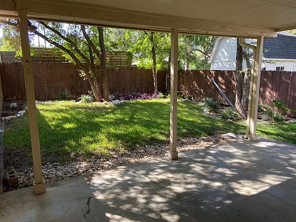 4th image of 8604 Willowick Dr #B