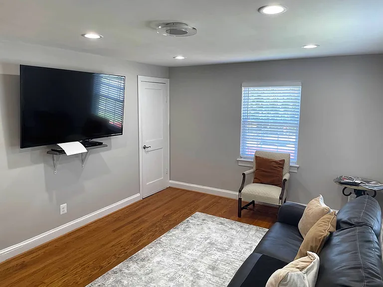 4822 Wilson Blvd — Photo 7