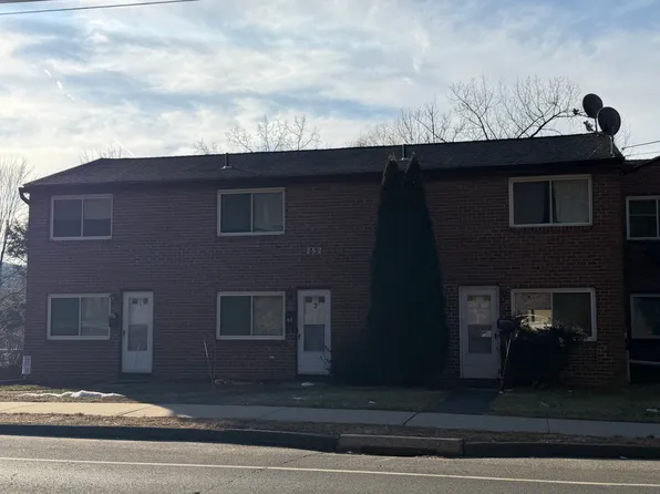 252 Blakeslee St APT 8, Bristol, CT 06010