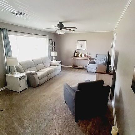 2nd image of 105 Pierce St