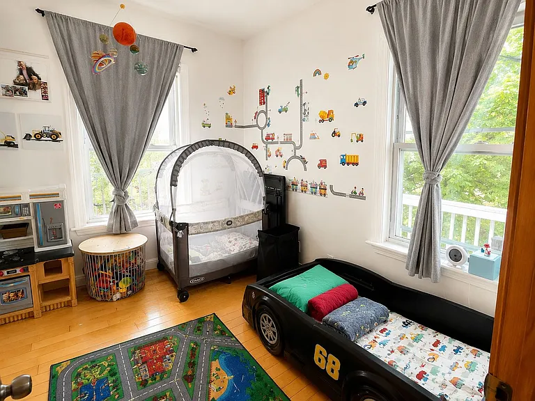 1000 Winthrop Ave #3 — Photo 7