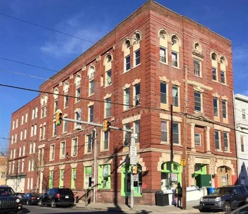 402 Ridge Ave #5C