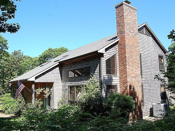 2nd image of 17 High Meadow Ln