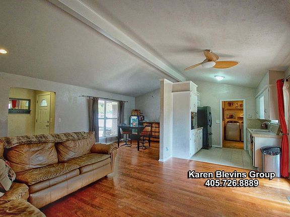 4th image of 2409 NW 110th St