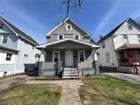2211 W 103rd St, Cleveland, OH 44102