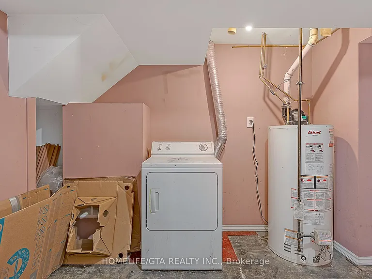 278 Malaga Rd #BASEMENT — Photo 17