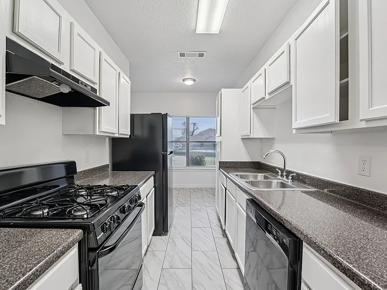 Springdale Estates Townhomes — Photo 12