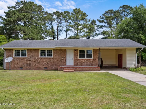 5 Oxford Drive, Jacksonville, NC 28546