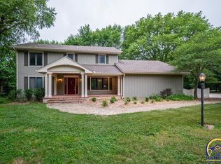 5415 SW Lincolnshire Cir, Topeka, KS 66610