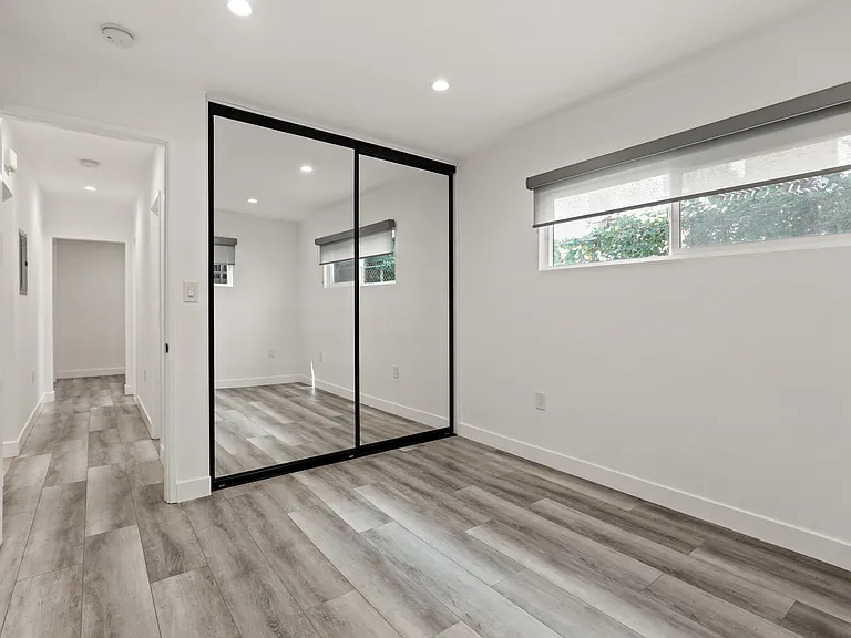 410 Lucas Ave #S — Photo 12