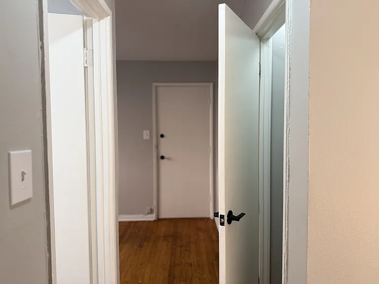 7822 S South Shore Dr #1B — Photo 10