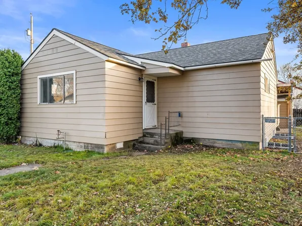 8222 E Valleyway Ave, Spokane, WA 99212