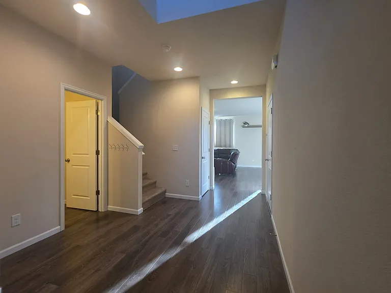 5028 NE 126th Ave — Photo 5