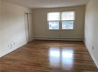 251 Brandegee Ave, Groton, CT 06340