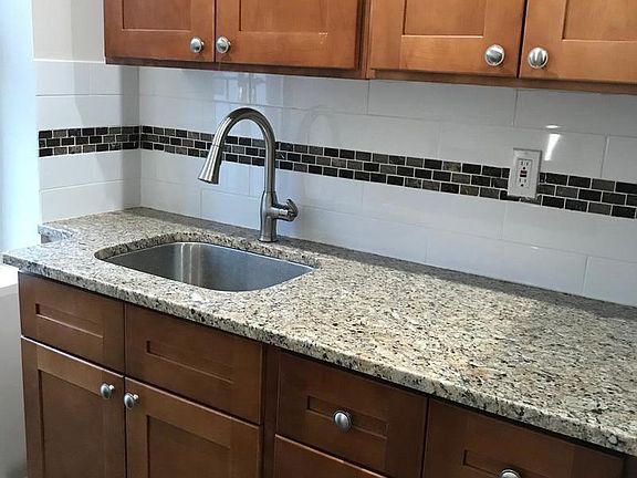 5th image of 2023 Bedford Ave APT D1