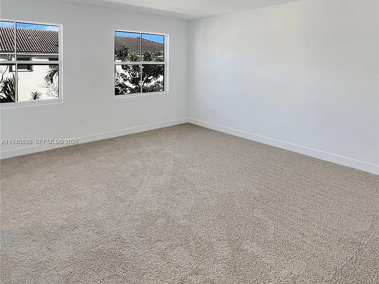 SW 170th Ave — Photo 7