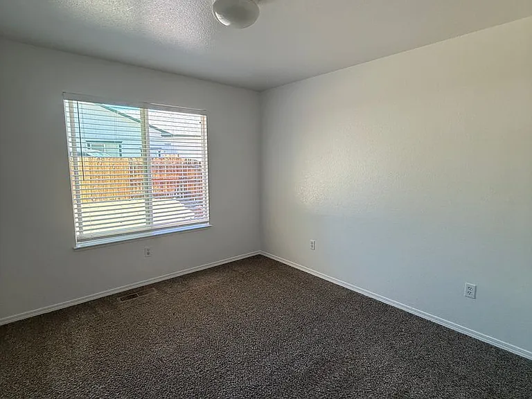 2505 Nimbus Ct — Photo 17