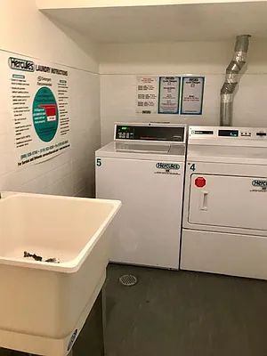 Rented by G2 Realty Group LLC | media 17