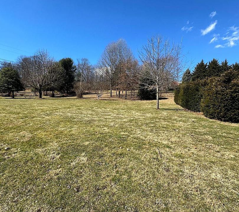 1st image of 5738 Pigeon Hill Rd