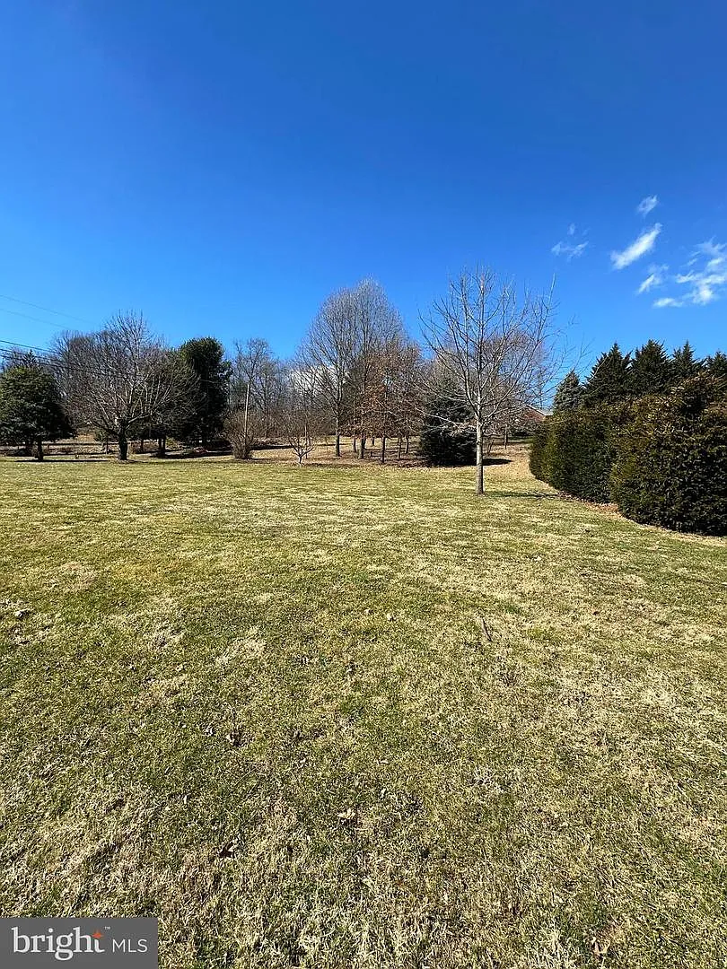 5738 Pigeon Hill Rd photo 1