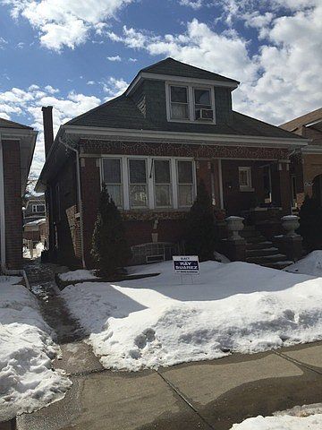 1st image of 5125 W Wellington Ave