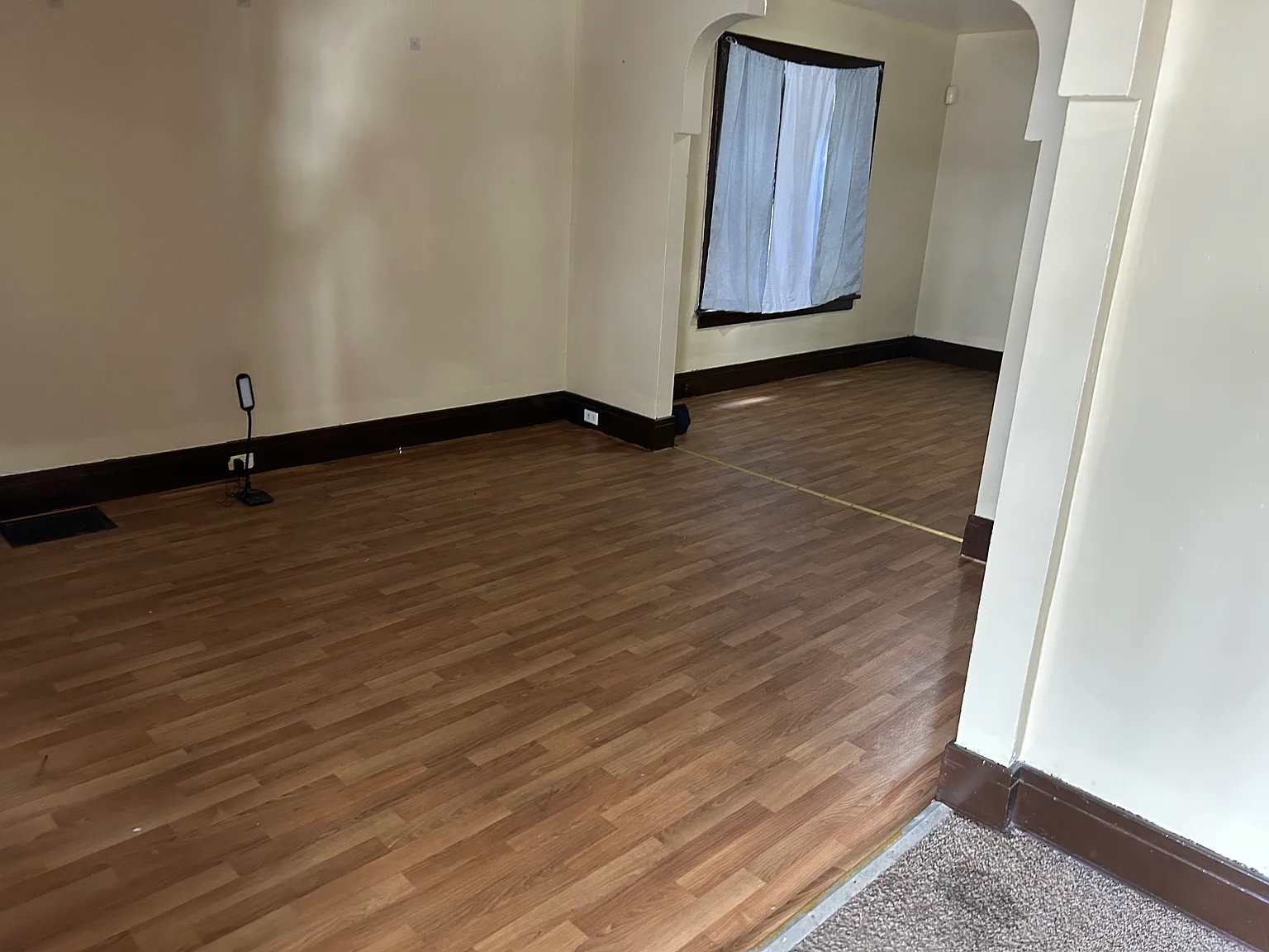 2 bed, 950 sqft, $1,000 — Photo 2