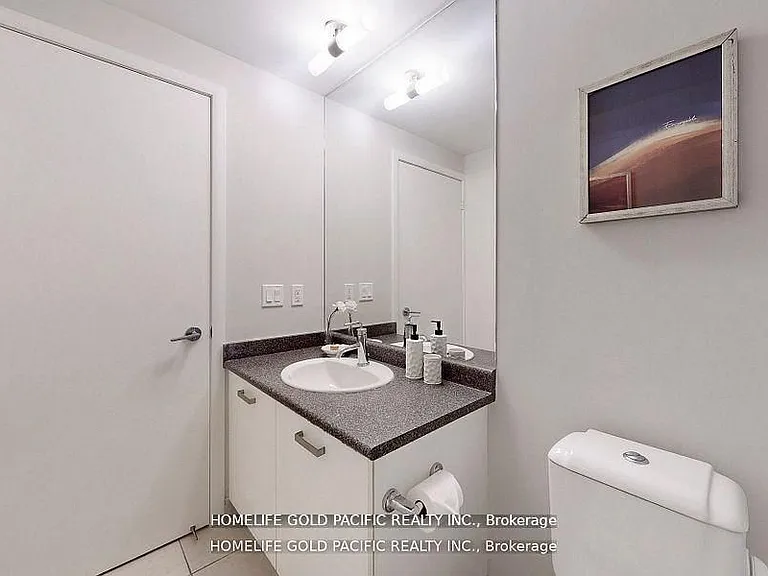 832 Bay St #1202 — Photo 25