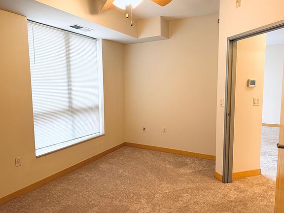 5th image of 2600 University Ave SE APT 106